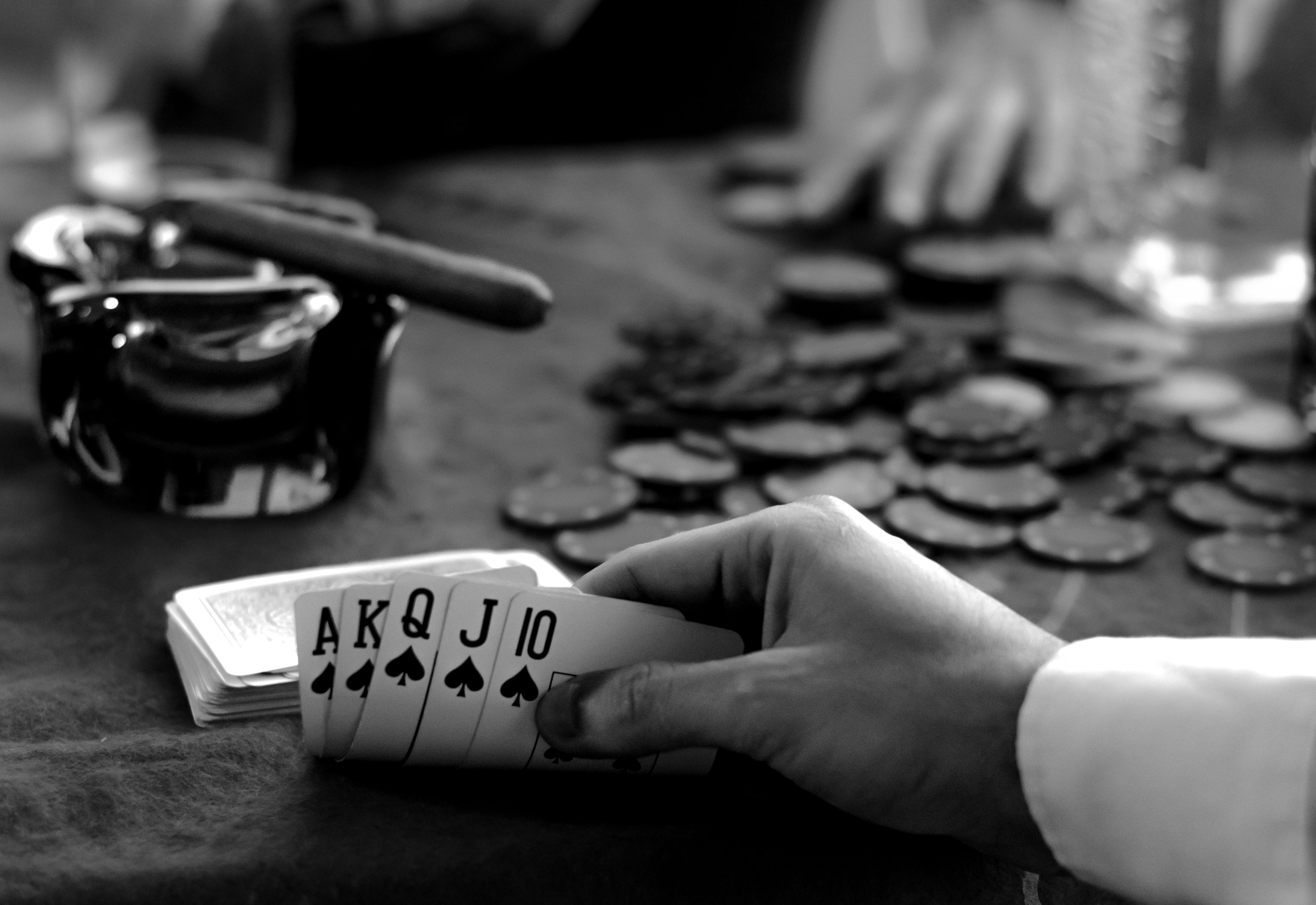Solid strategy for the tables: overcome chance with a powerful gambling mindset.