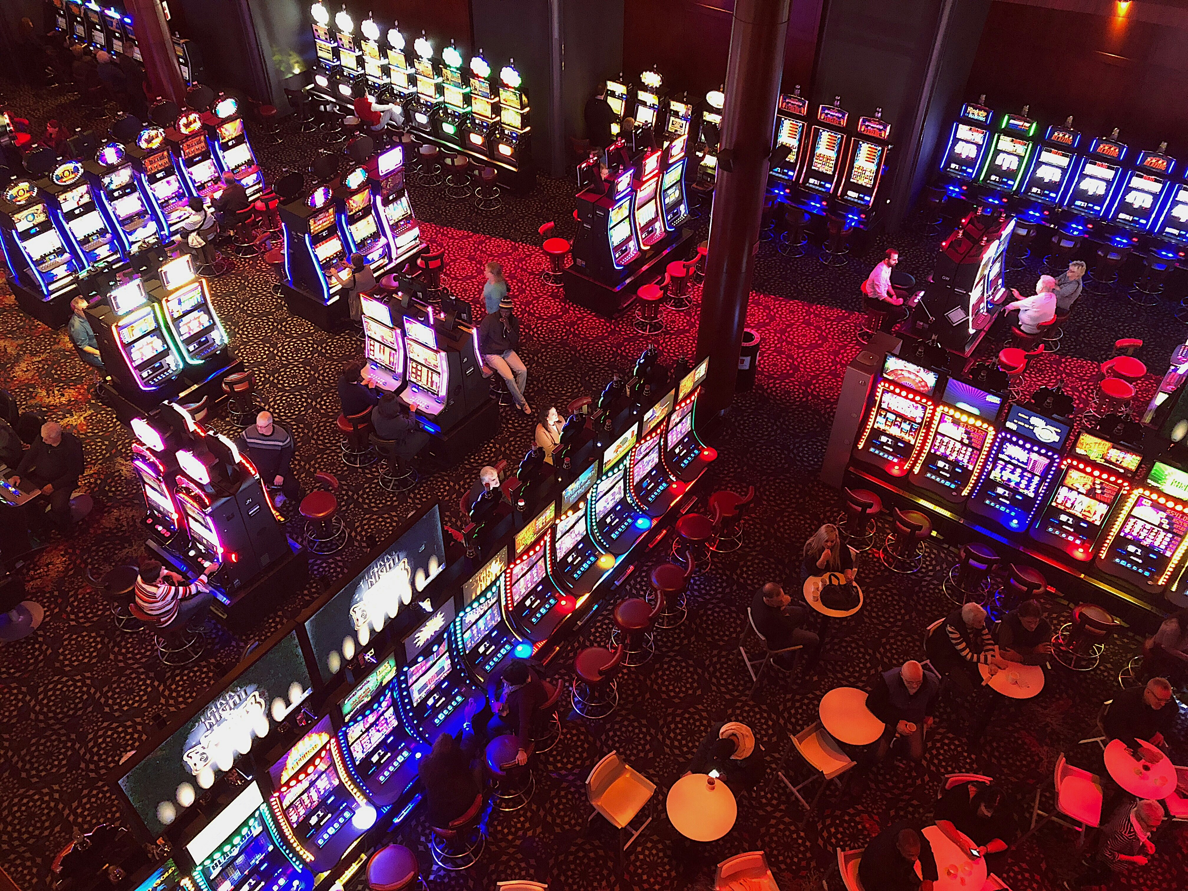 Win big on slots: learn strategic casino gambling with 치킨로드 2 공략.