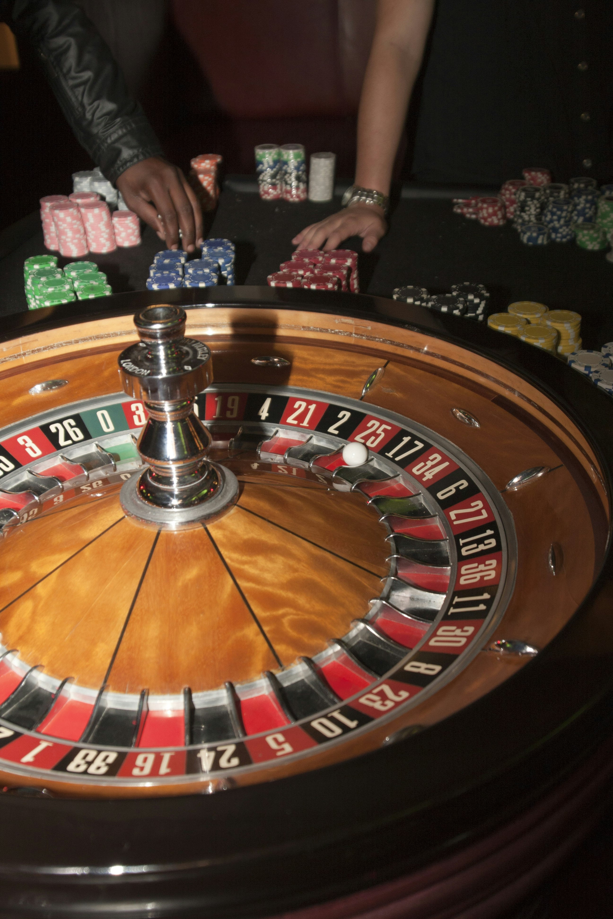Earn Big: Your Guide to Winning at Casino Table Games